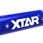 Xtar 18650 li-ion akku 3500 mAh 3,6V - Suojapiiri - Button-top